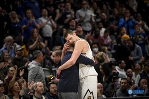 Malone: ​​​​Jokic là một trong những hậu vệ bị đánh giá thấp nhất NBA. Anh ấy có đôi tay tốt nhất giải đấu.