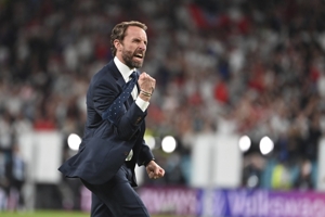 Johnson: Nếu Liverpool có cơ hội mời Southgate hè này thì nên thử