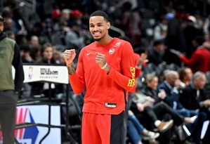 Dejounte Murray bỏ lỡ ít nhất 12 quả hai điểm và ba điểm trong một trận đấu. Người thứ hai trong lịch sử và người đầu tiên là Kobe Bryant.