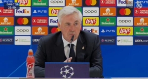 Ancelotti nói về Vinicius: Đối với tôi, pha va chạm đó không giống thẻ đỏ