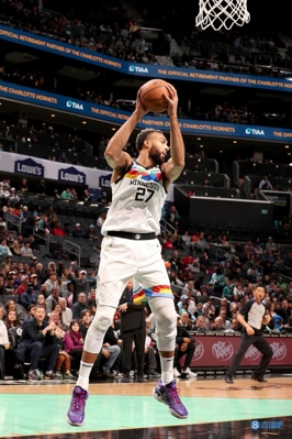 Sự khác biệt là rõ ràng! Timberwolves dẫn Clippers 19-8 ở sân trước và Gobert ghi 7 bàn