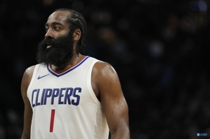 Clippers đã thực hiện được 19 lượt quay và chỉ có 9 đối thủ của họ! Harden: Thất bại của đội là do sai lầm