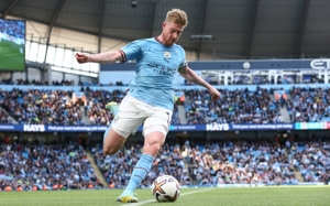 De Bruyne đã tham gia vào 14 bàn thắng trên mọi đấu trường năm nay, chỉ ít hơn Palmer và Nunez trong số các cầu thủ Premier League.