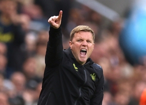 Eddie Howe: Đội hình của chúng tôi rất ngắn và chặt chẽ. Các cầu thủ phải nỗ lực rất nhiều để giành chiến thắng.